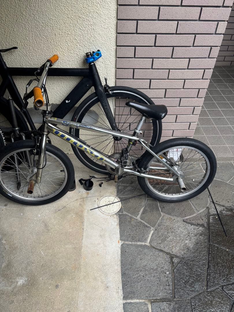 リーダー 735