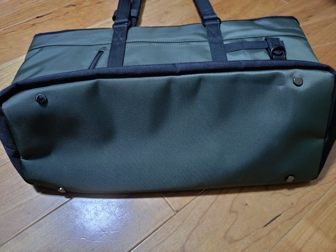 新品　アビレックス　AVIREX　トートバッグ　ax2054　カーキ　ナイロン