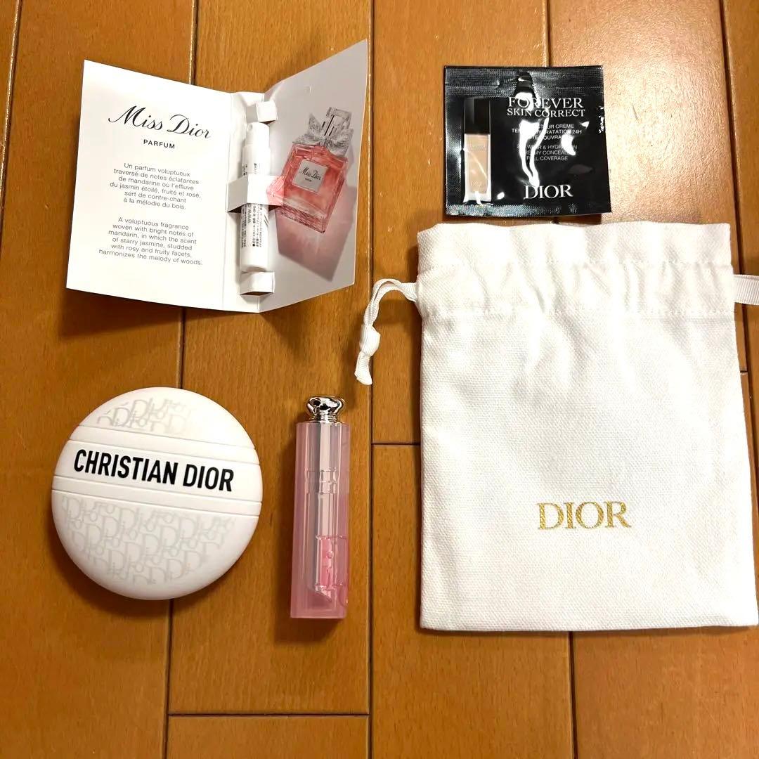 Dior グロス　ルボーム　リップ　巾着