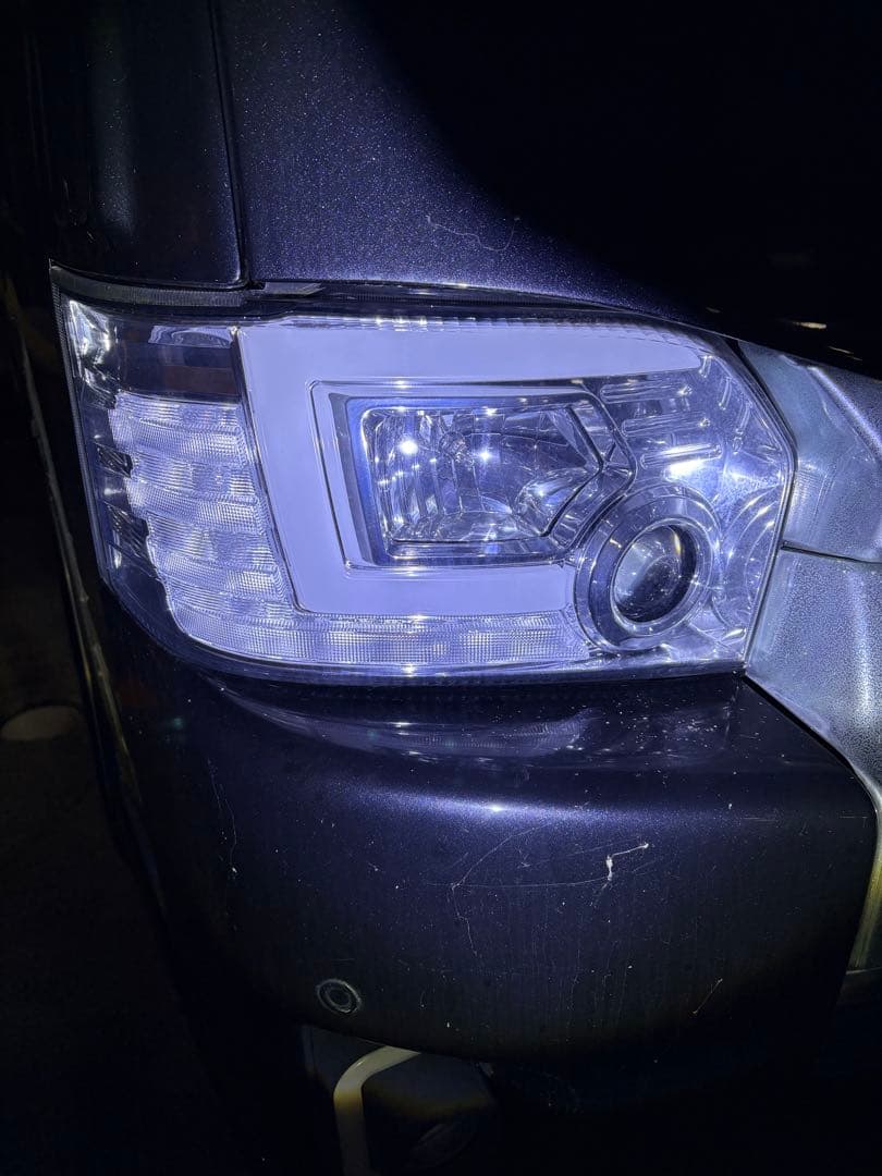 200系ハイエース　ＬＥＤヘッドライト