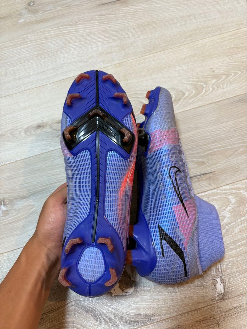 Nike サッカーシューズ ハイカット 紫/赤　マーキュリアル