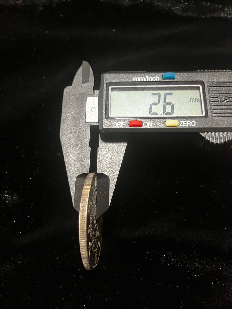 希少　欠貝圓　旧一圓銀貨　明治三年　貿易銀 目方26.95g