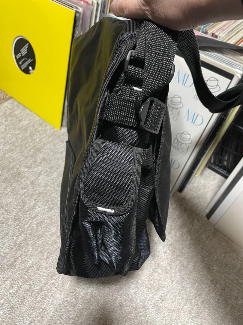 UDG レコードバッグ メッセンジャー 黒 40枚収納可能