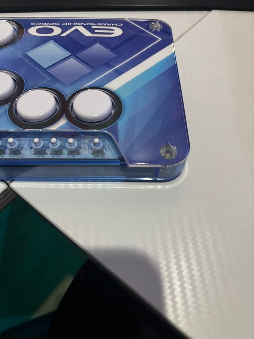 SnackboxMicroEVOeditionレバーレスアーケードコントローラー