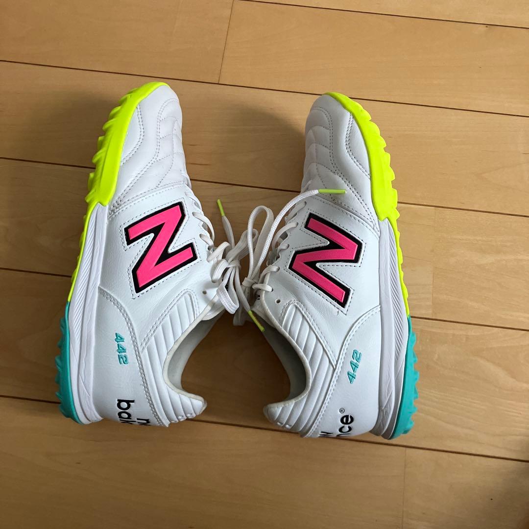 New Balance サッカーシューズ ホワイト/ピンク