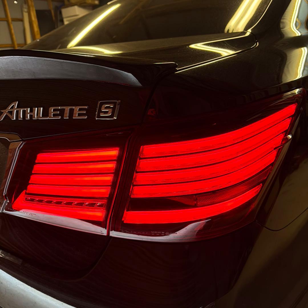 Valenti Jewel LED テールランプ　210 クラウン