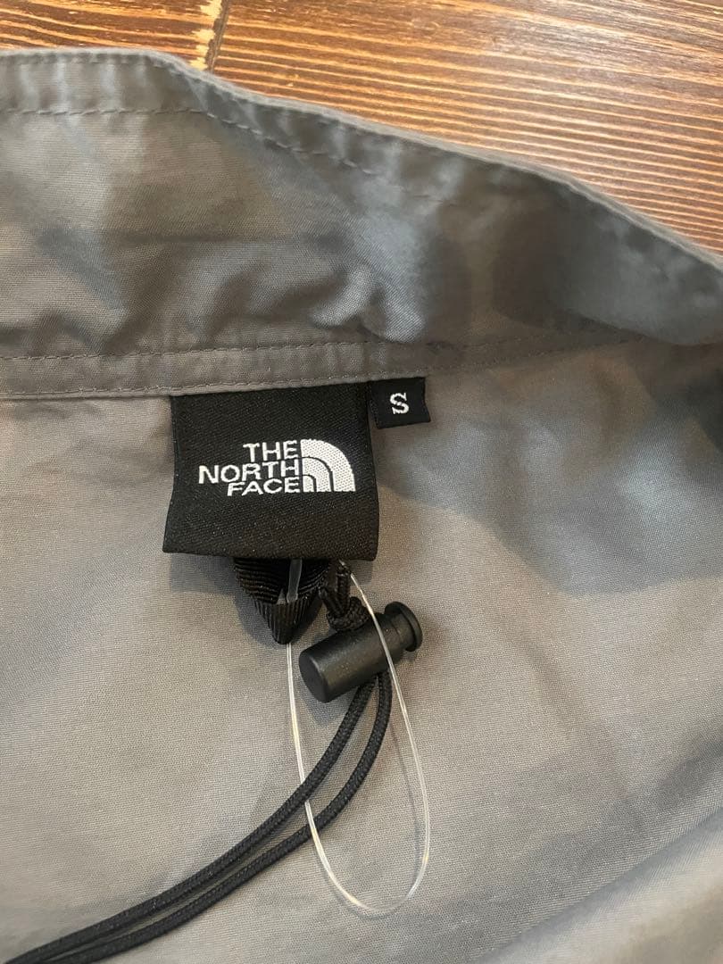 新品THEノースフェイス薄手ジャケット