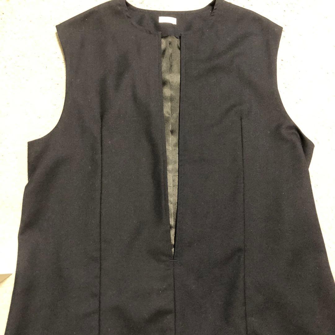 ネイビー ノースリーブ ベスト