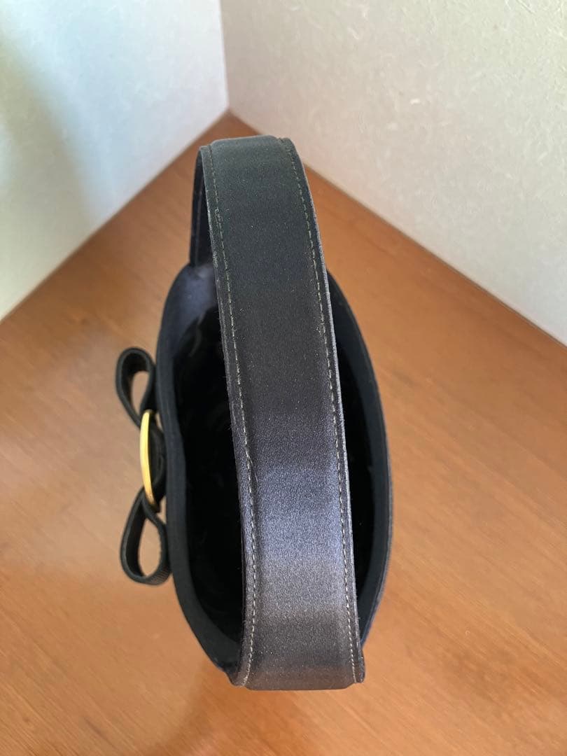 Ferragamo フェラガモ ★ ヴァラ ハンドバッグ バケツ型