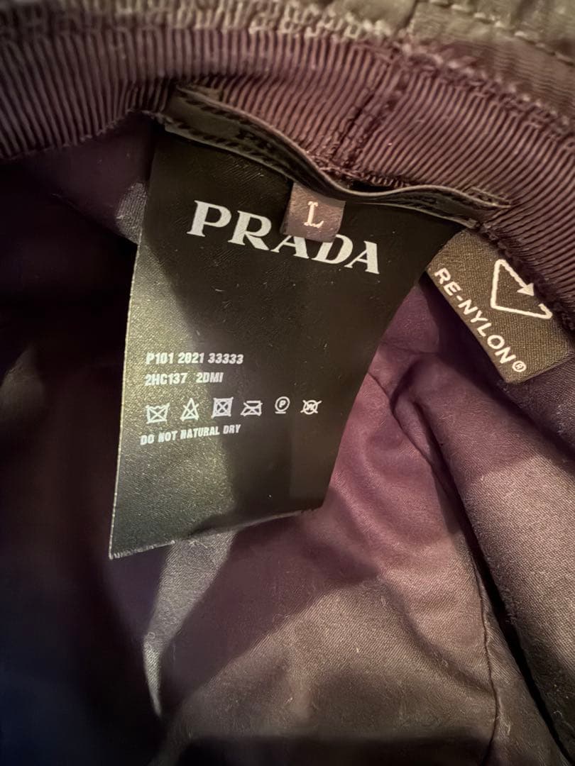 PRADA ブラック バケットハット Lサイズ