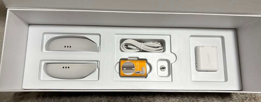  QUEST2 充電器