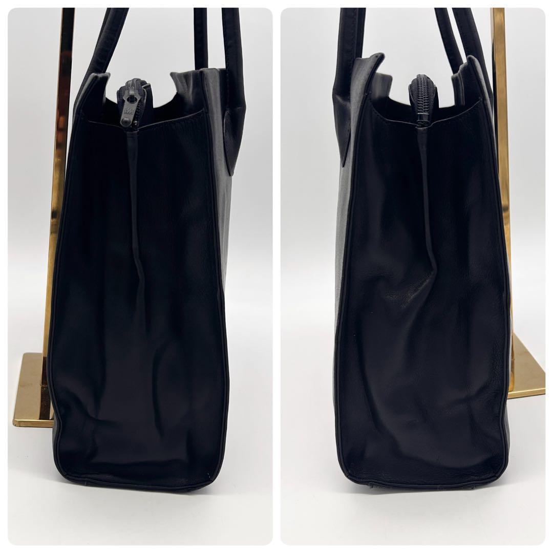 A720 ISSEY MIYAKE im product レザー A4トート 黒