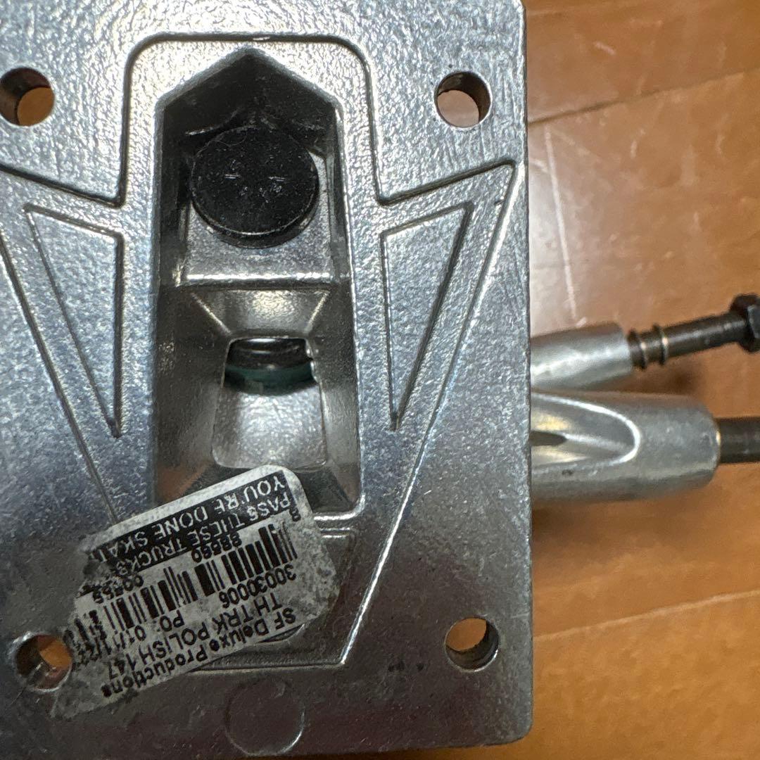 hiスケボーサンダートラック147