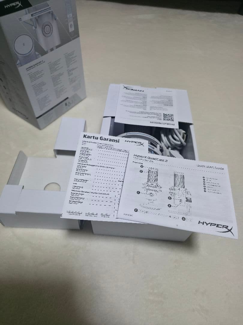 HyperX QuadCast 2 コンデンサーマイク