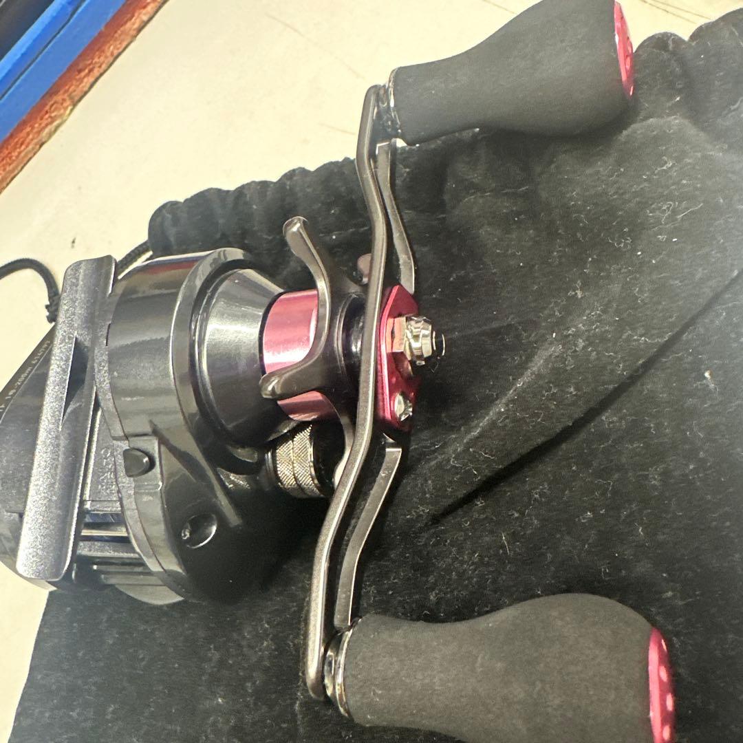 DAIWA　ベイトリール【紅牙　ICS 103L】