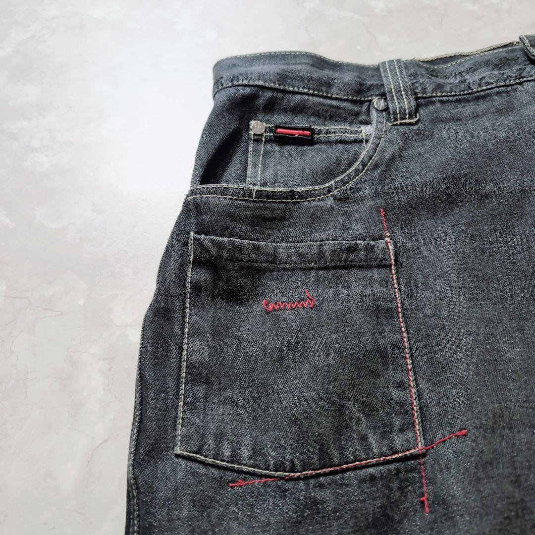 【極太ワイド】FUBU フブ　ブラックデニム　38 y2k 平成　特大 刺繍ロゴ