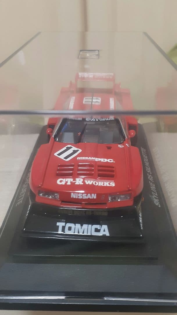 トミカ エブロ1/43 スカイライン RS シルエット