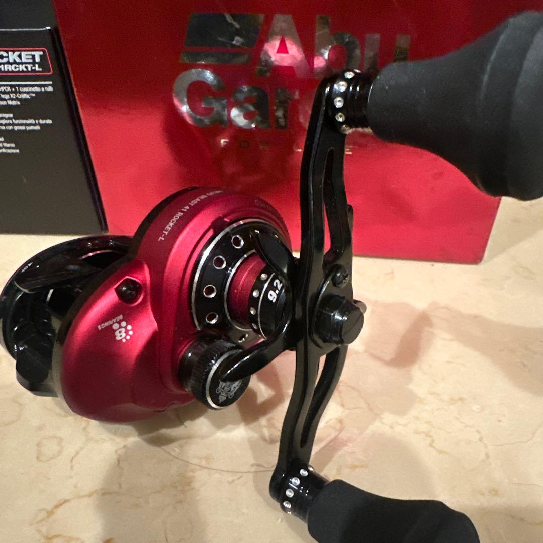 リール REVO BEAST 41 RCKT