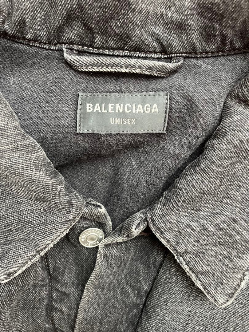 ち*る様 【最終値下】BALENCIAGAパデッド ブラックデニム ミラーロゴ