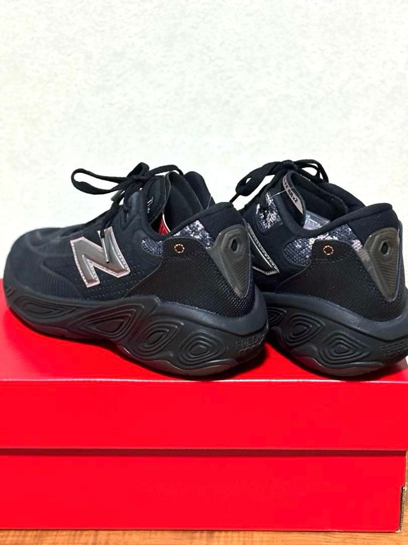 ⭐️新品⭐️ ニューバランス FRESH FOAM BB V2 25.5cm 2E