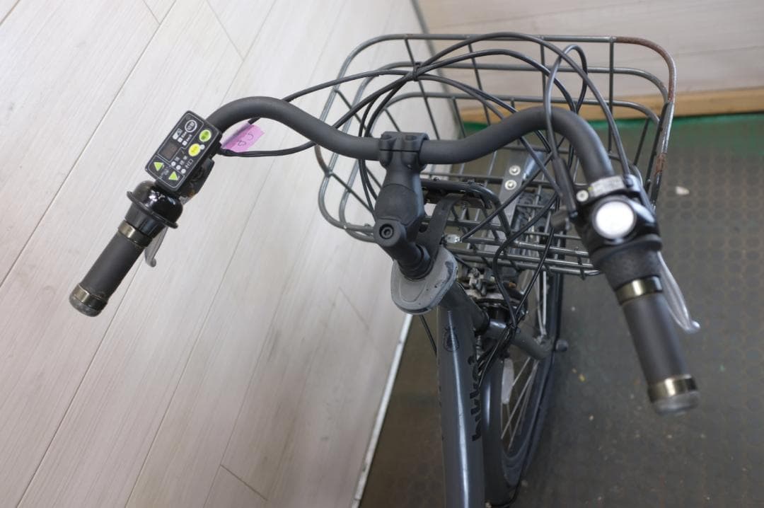 電動自転車BS BIKKE２　20インチ　3段　8.7Ah充電器あり