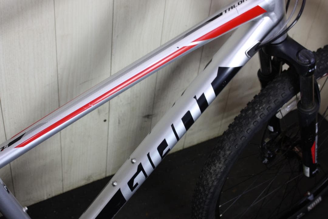 GIANT TALON 27.5インチ 24速 400mm 油圧式MTB