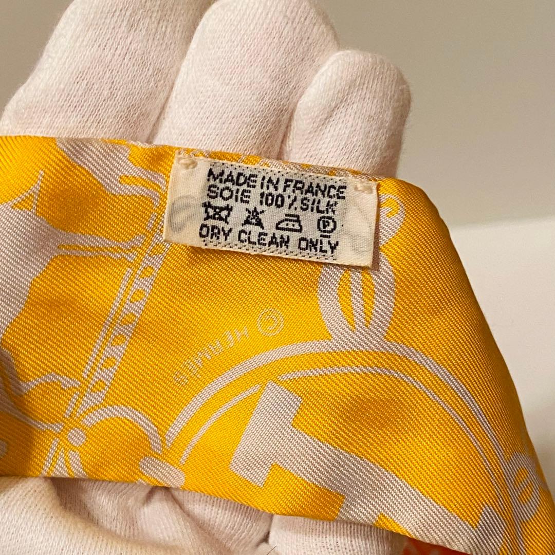 HERMES シルクスカーフ オレンジ/イエロー