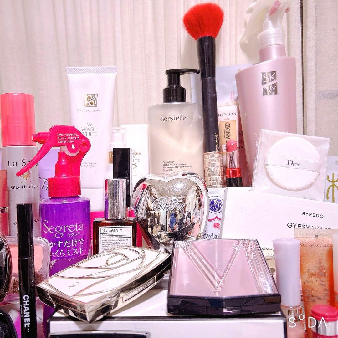 CHANEL Dior コスメまとめ売り　化粧品大量セット　デパコス プチプラ等