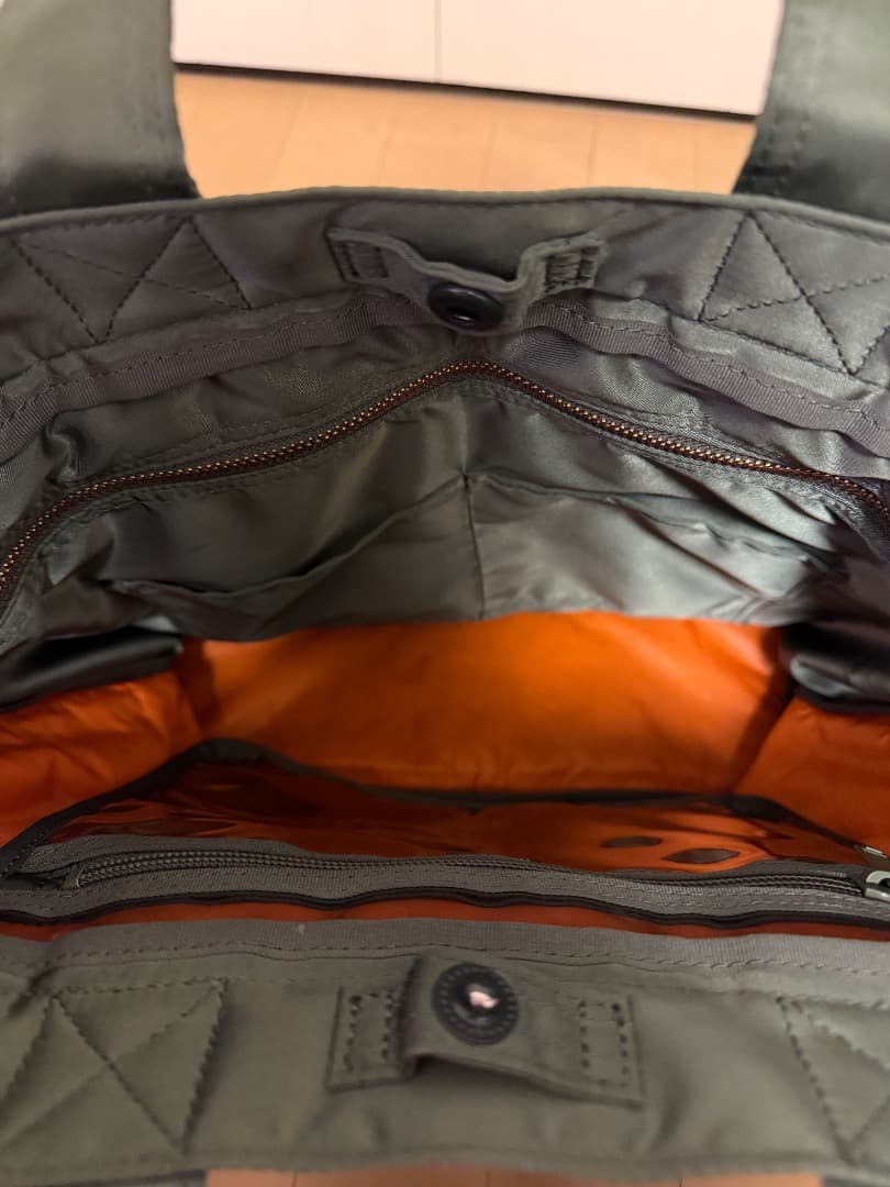 終了間近です【美品】PORTER ポーター TANKER セージグリーン