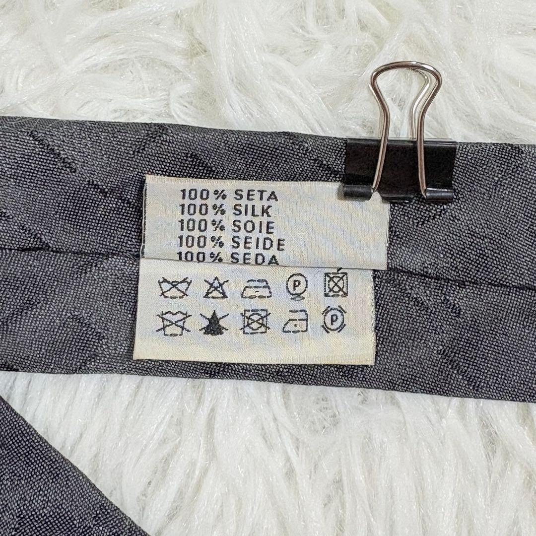 美品★PRADA プラダ　ダークグレー 総柄　ネクタイ