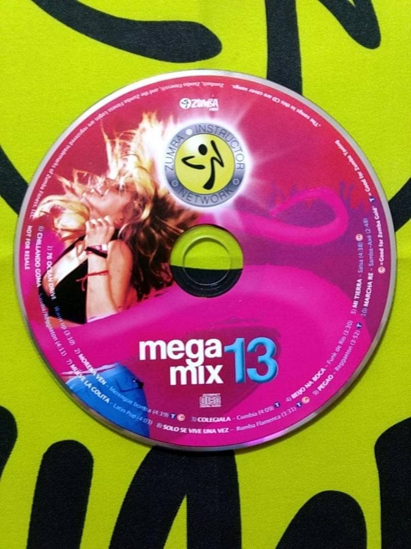 ZUMBA　ズンバ　MEGAMIX　CD　13　14　15　16　4枚セット