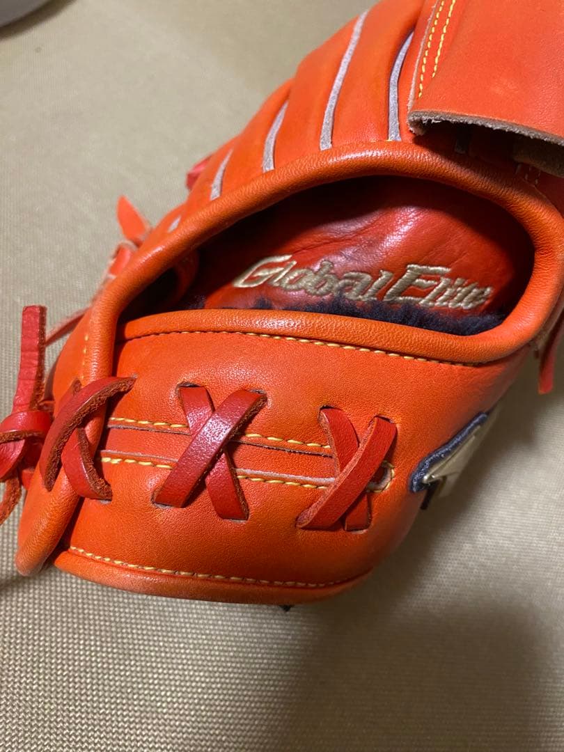 ミズノ　Mizuno Global Elite 硬式グローブ 右投げ用　グローブ