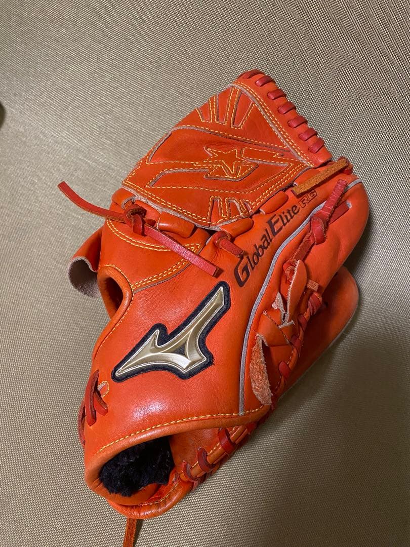 ミズノ　Mizuno Global Elite 硬式グローブ 右投げ用　グローブ