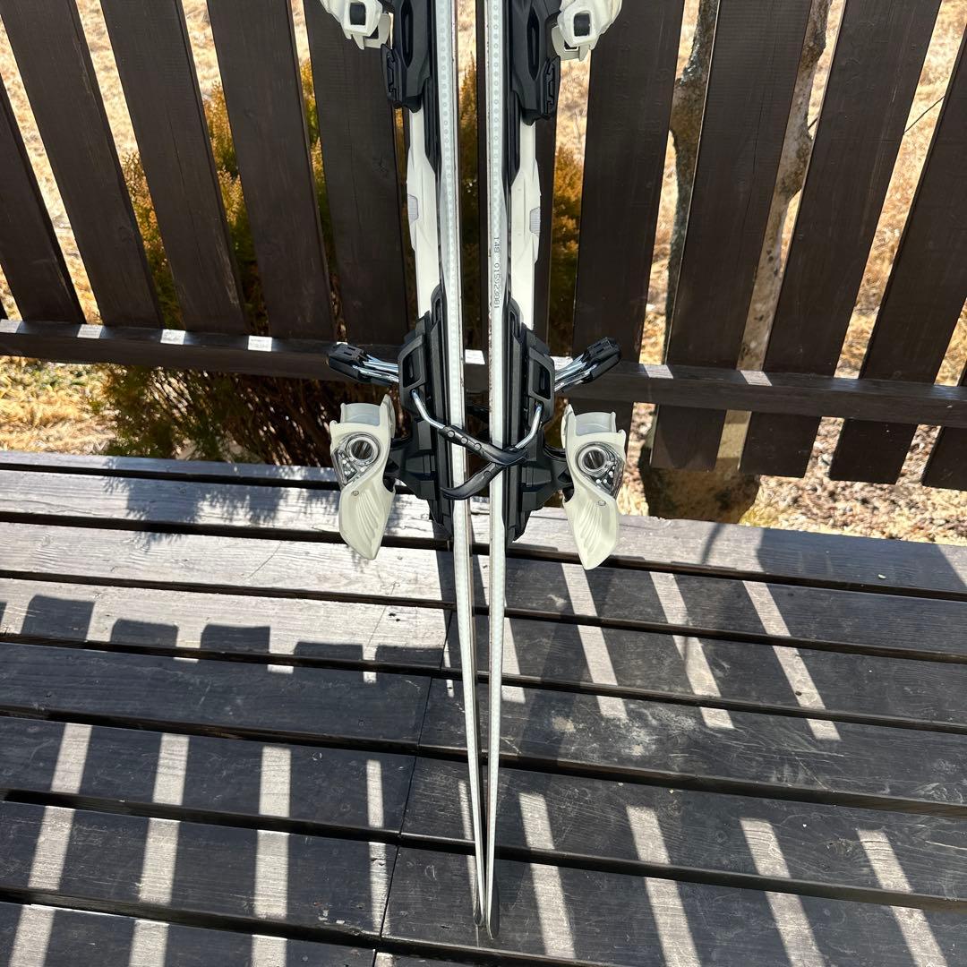 美品　VOLKL レディースVIOLA essenza スキー板 148希少