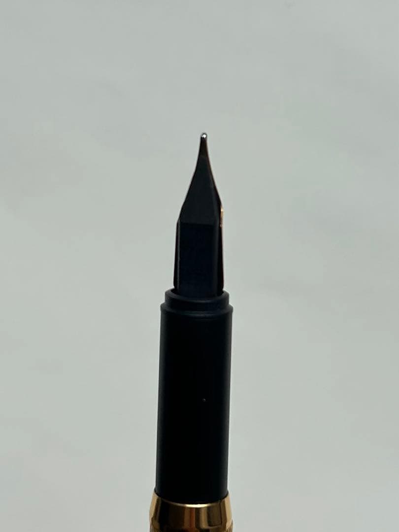 dunhill 585万年筆