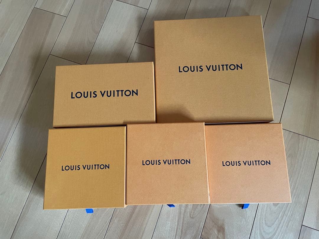 LOUIS VUITTON ギフトボックス