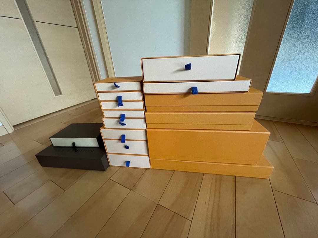 LOUIS VUITTON ギフトボックス
