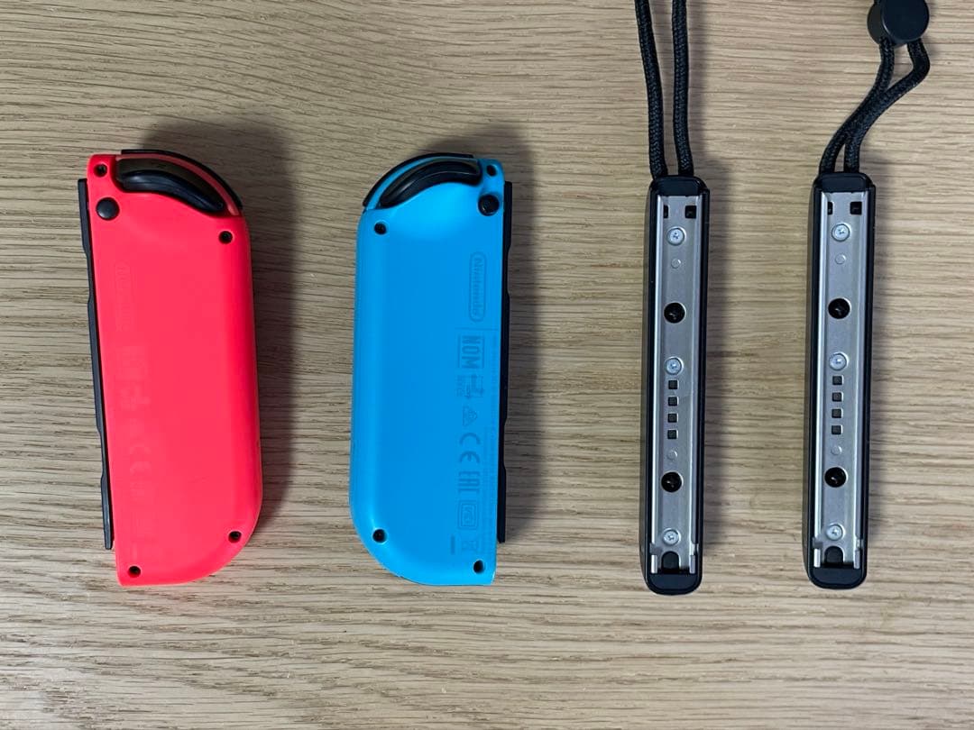 Nintendo Switch（HAC－S－KAYAA）※ケースおまけで付けます