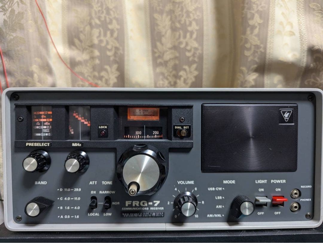 受信機 YAESU FRG 7