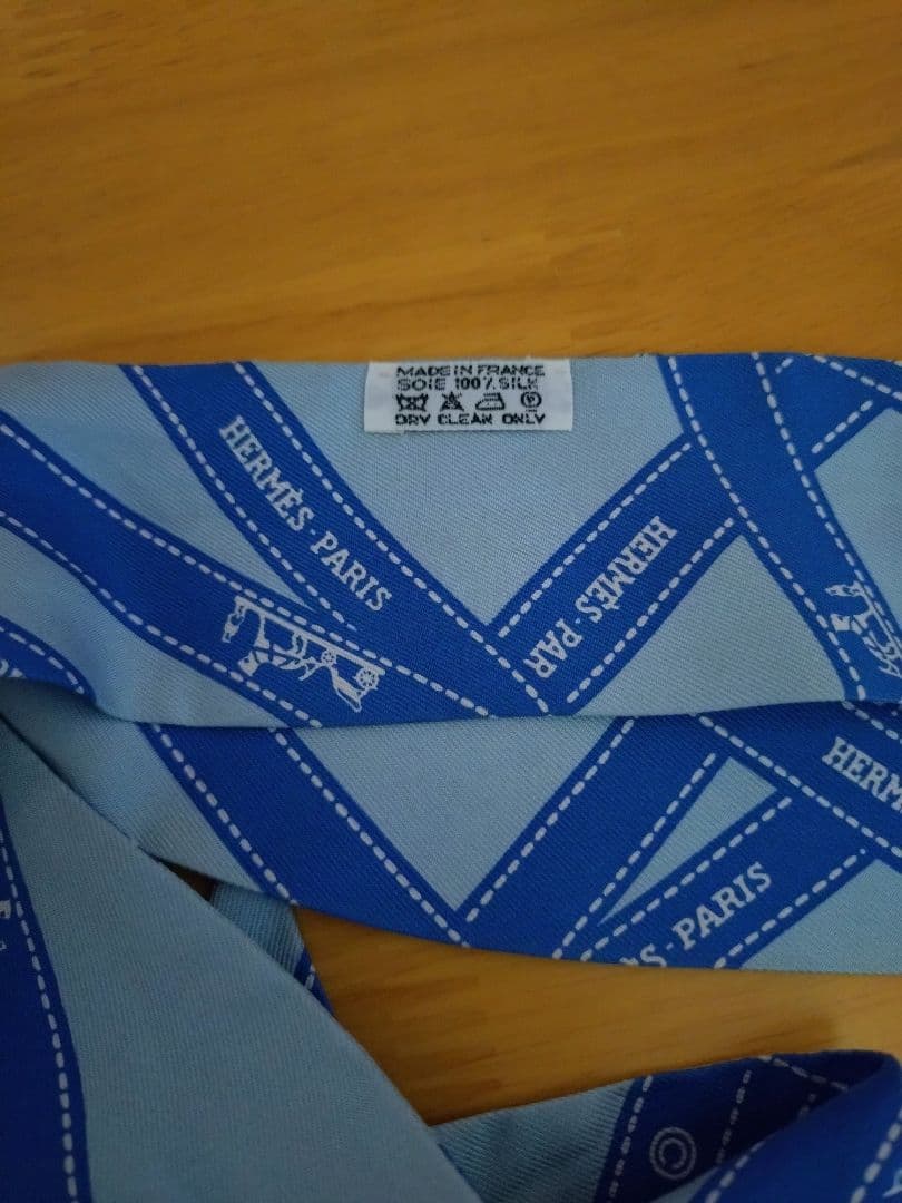 エルメス　HERMES ツイリー ボルデュックリボン シルク