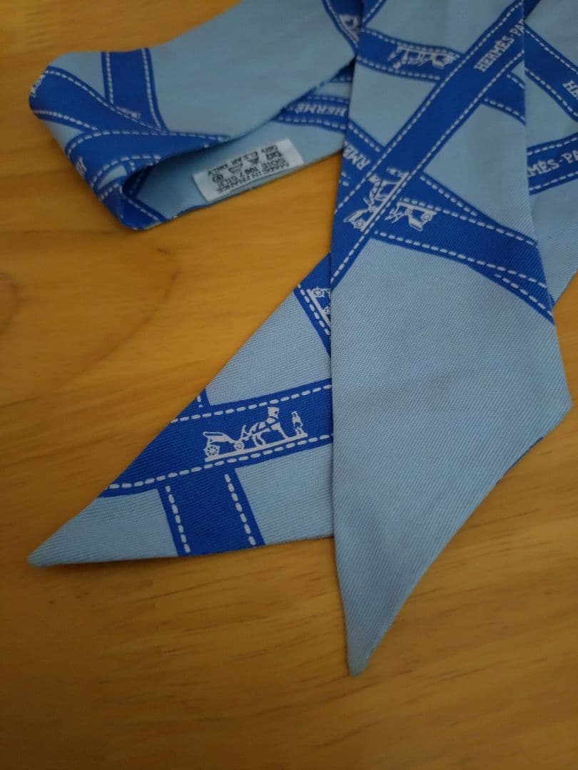 エルメス　HERMES ツイリー ボルデュックリボン シルク