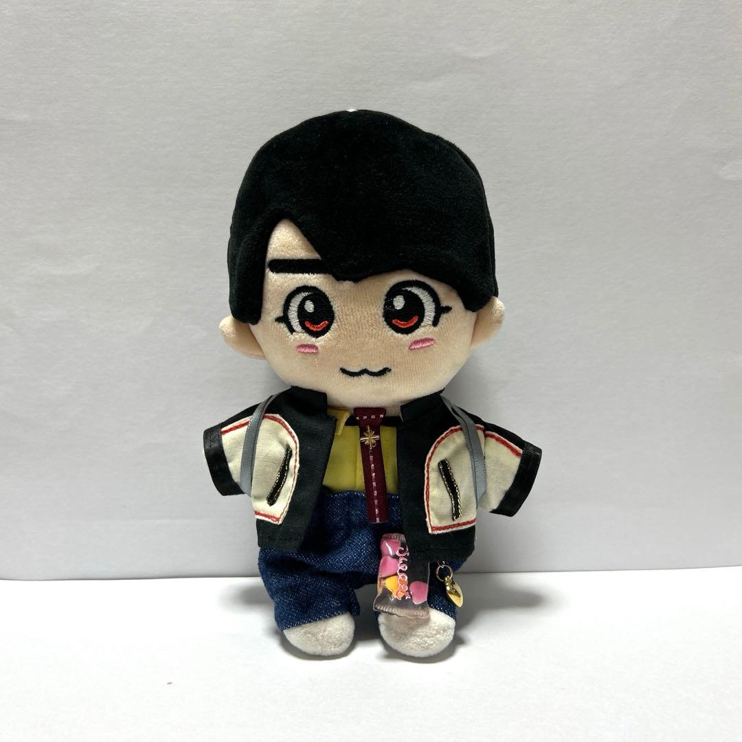 ベビピコ　ちびぬい服　なにわ男子