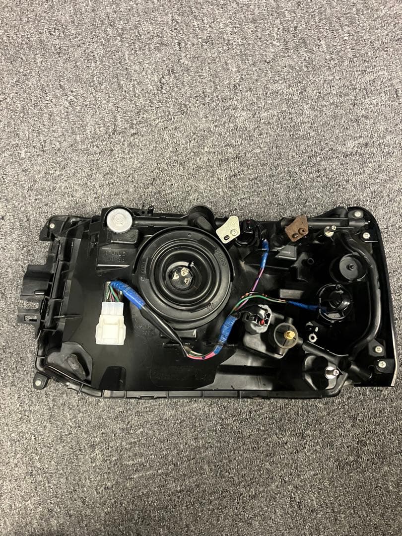 U61V ミニキャブ U71V クリッパー 後期 ヘッドライト 左右