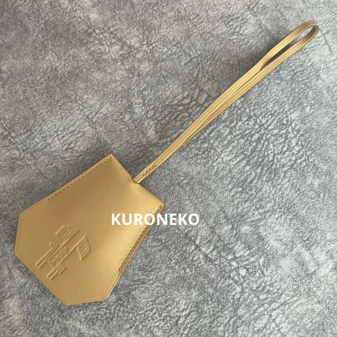 【美品】エルメス キークロシェット 2024 イヤーズギフト