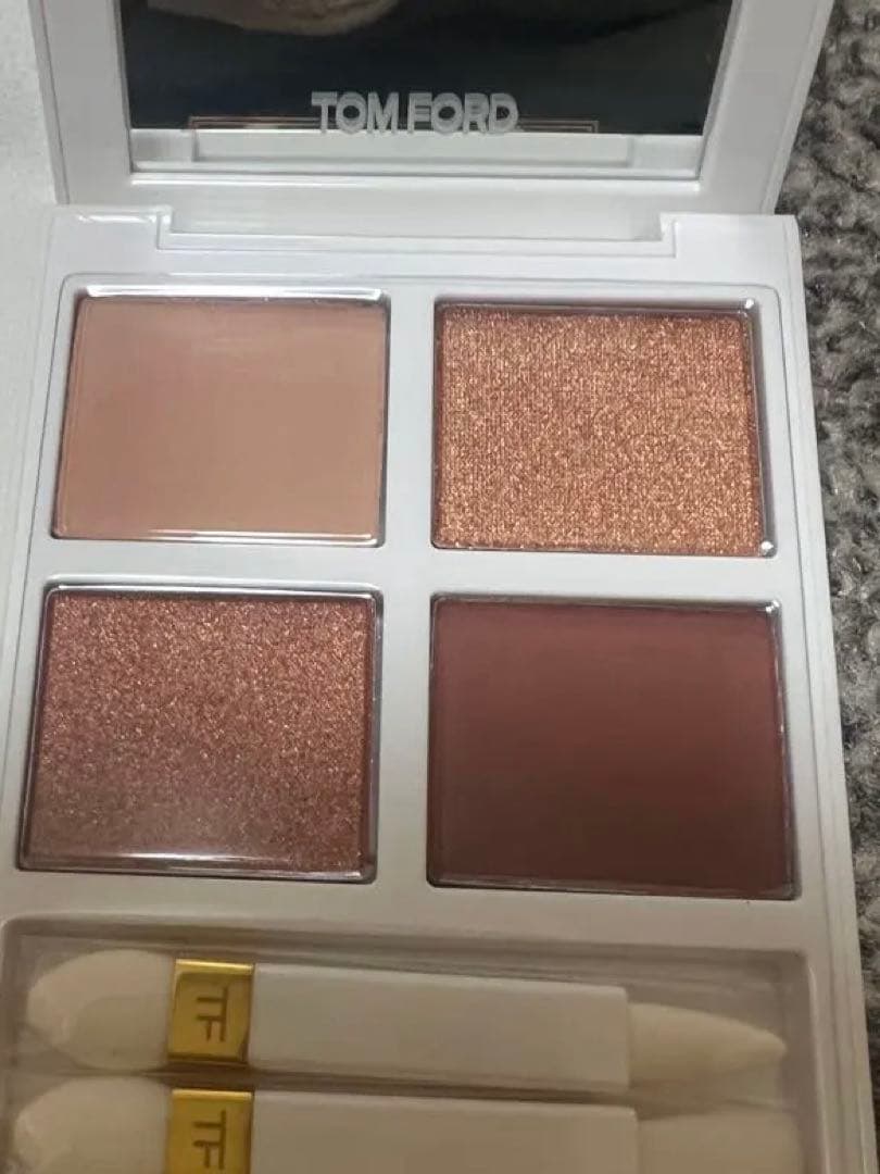 TOM FORD ソレイユ アイカラークアッド