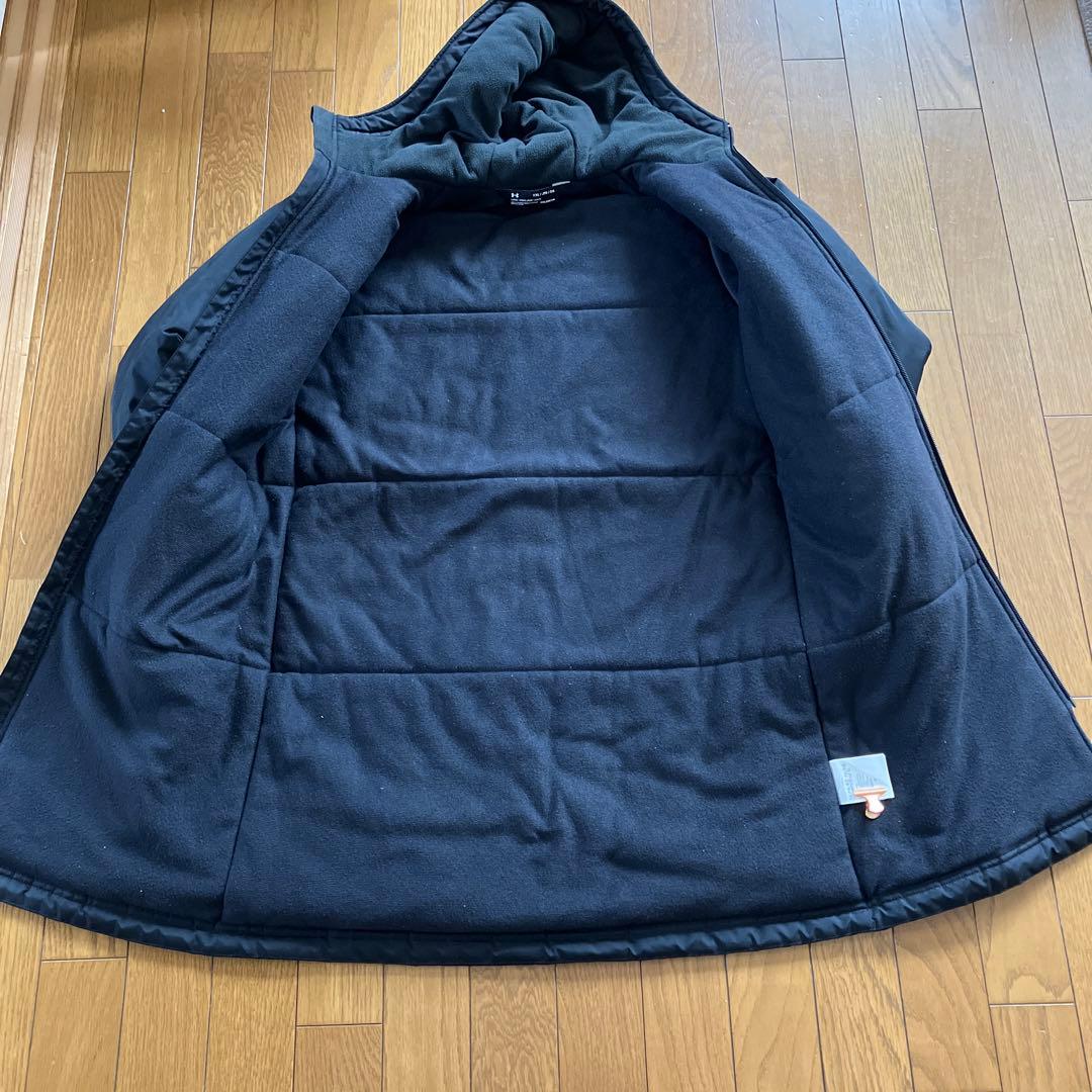 アンダーアーマー　ベンチコート　Mサイズ１６０　黒　防寒