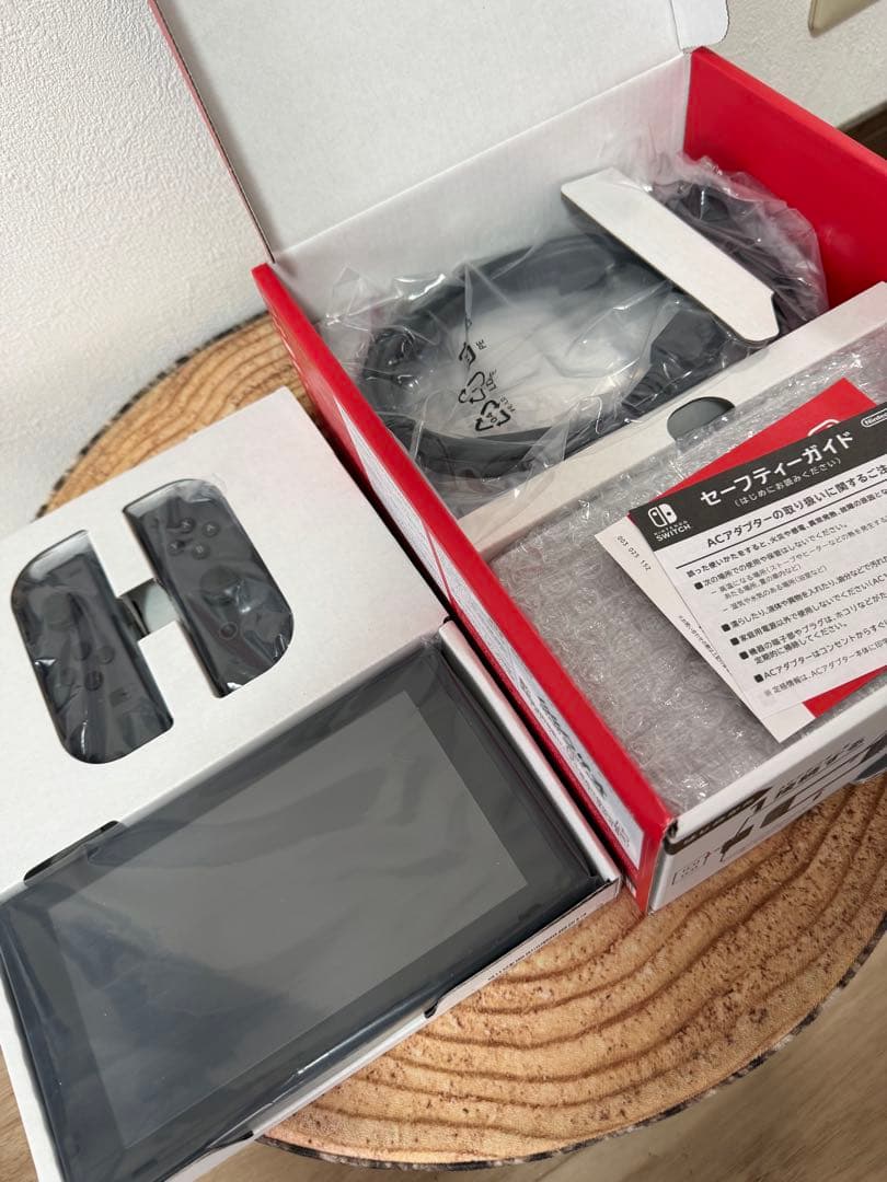 ［新品未使用］Nintendo Switch グレー 本体