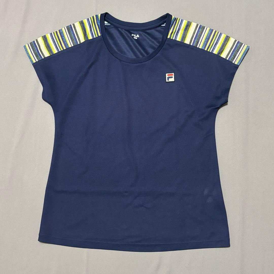 フィラFILA テニスウェア ストライプ柄シャツ&スコート 上下セットアップ L