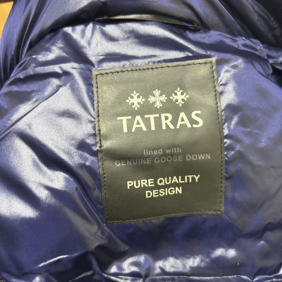 早い者勝ち〈極美品〉タトラスTATRAS ダウンベストPOSEIDONEネイビー