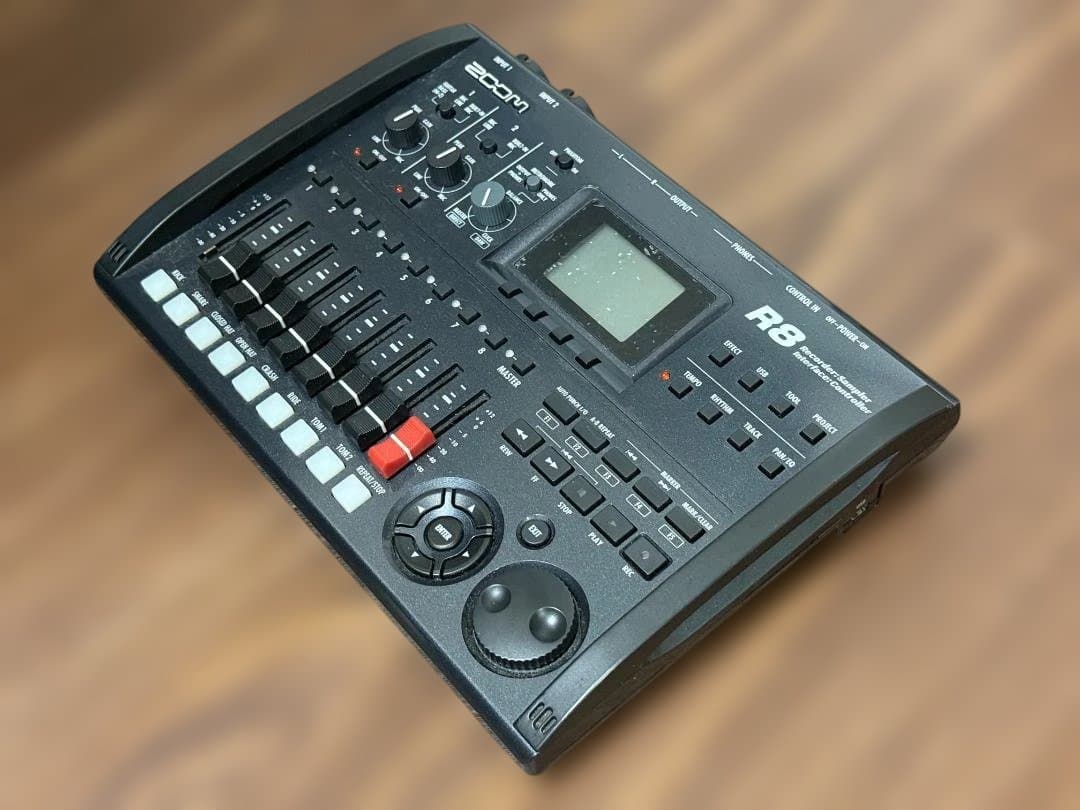 配信機器・PA機器・レコーディング機器 ZOOM R8